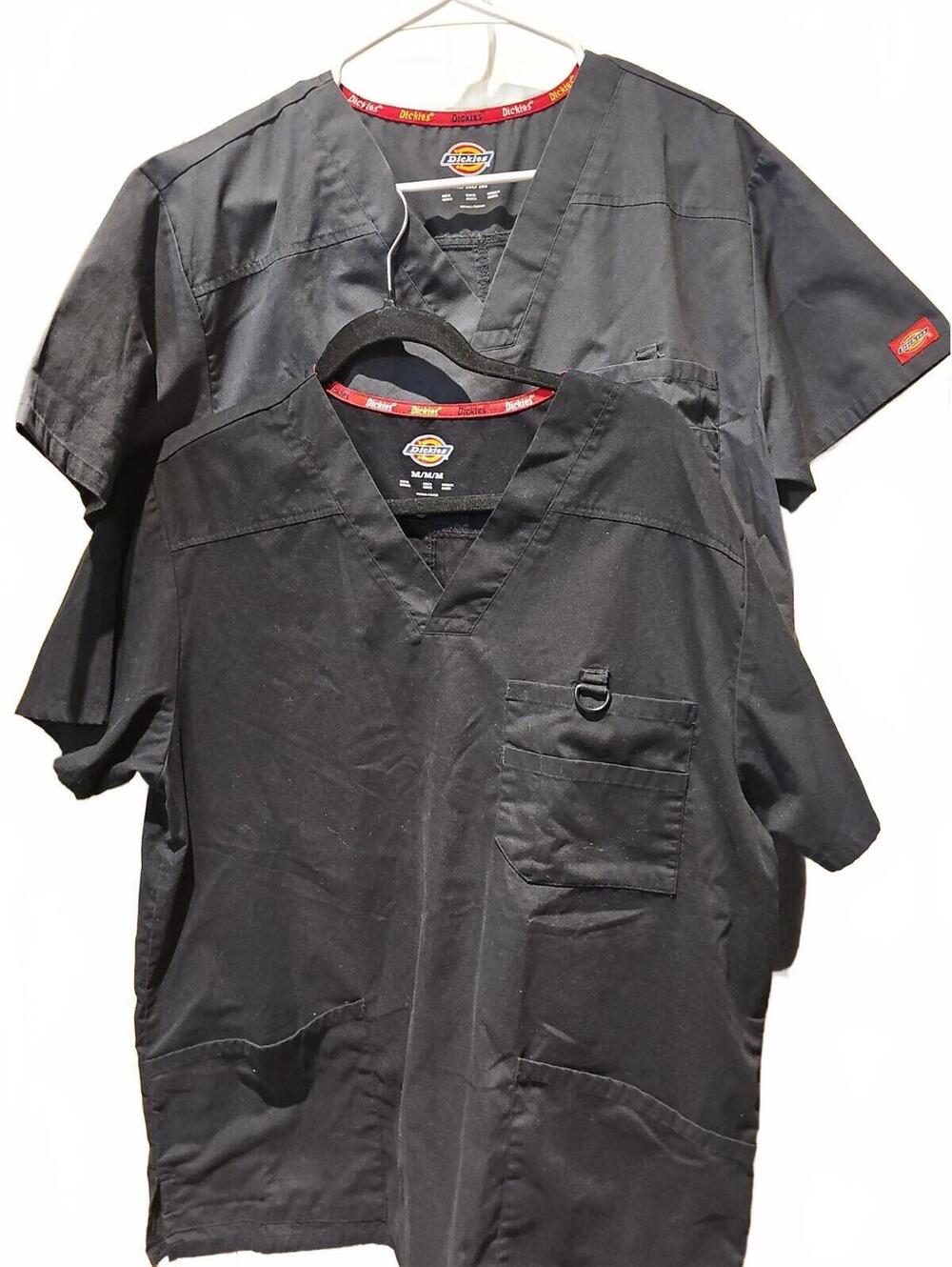 Dickies Scrubs Bundle Mens V Neck Top Gray And Black Size M D-ring + pockets